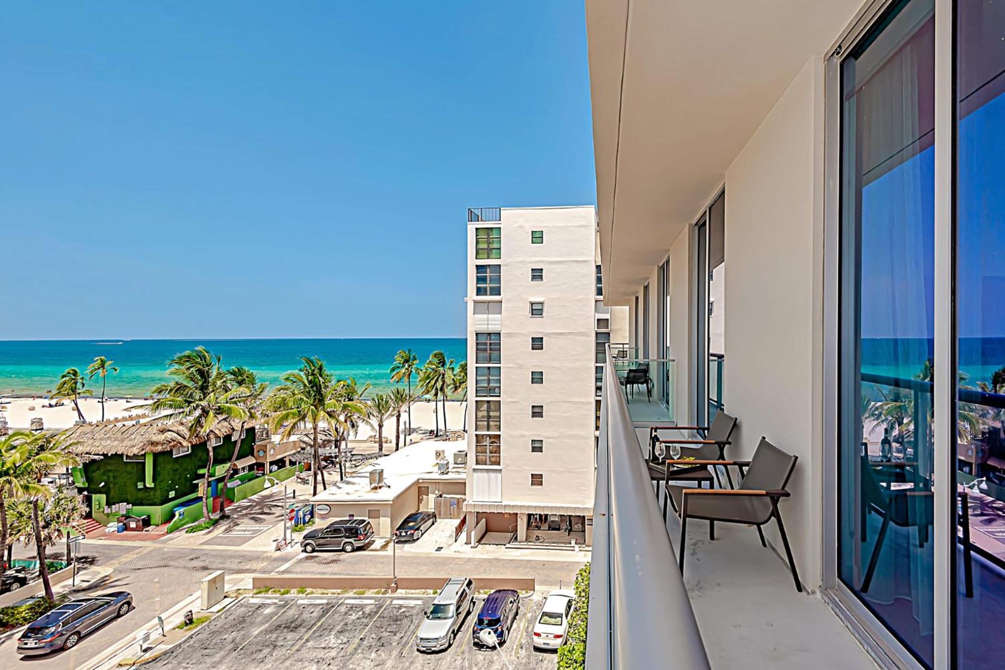 Costa Hollywood Beach Luaran gambar