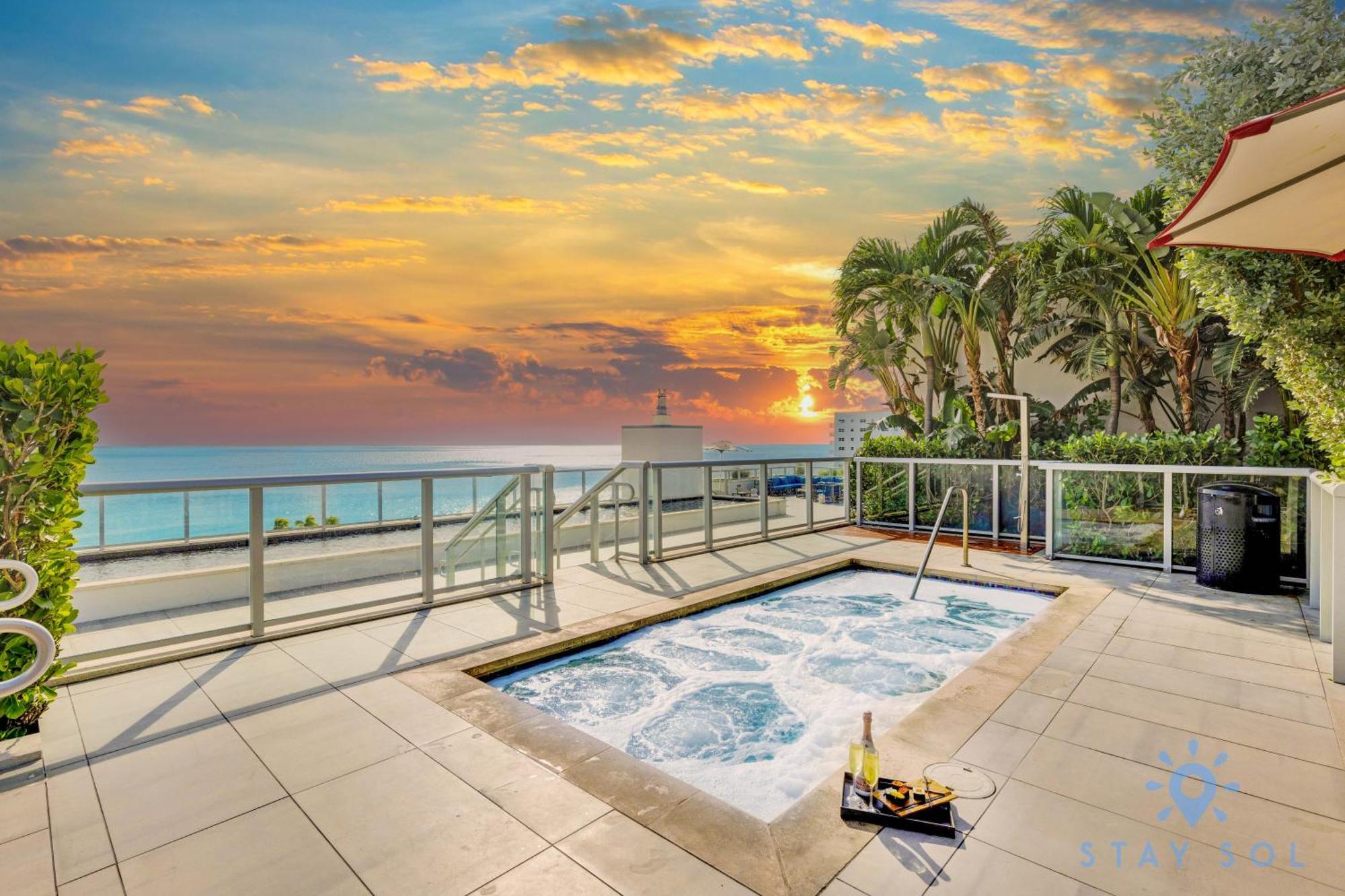 Costa Hollywood Beach Luaran gambar